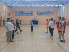 Соревнования по мини-лапте.